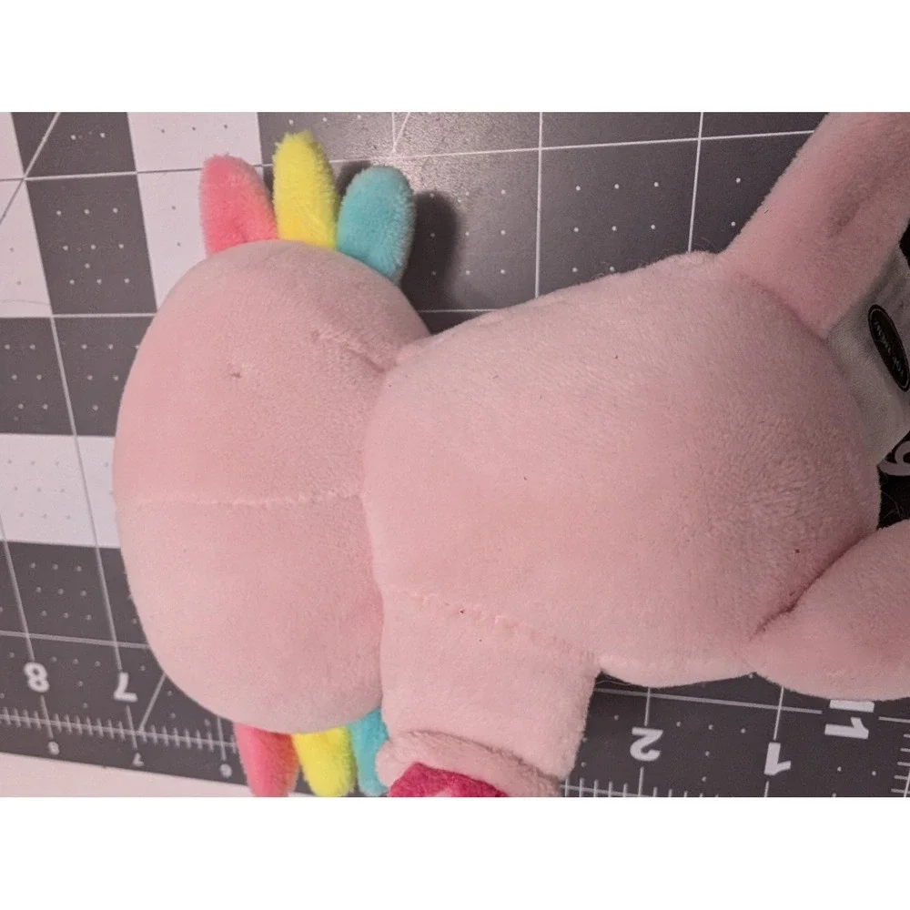 Axolotl hugger stuffed toy Top Trenz 6 inch love heart on tummy pink rainbow